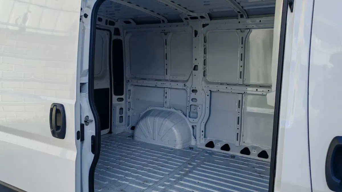 Fiat Ducato Furgone usata a Novara (13)