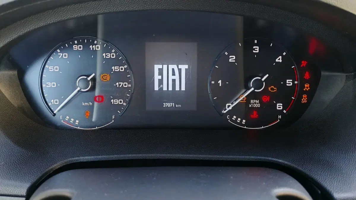 Fiat Ducato Furgone usata a Novara (16)