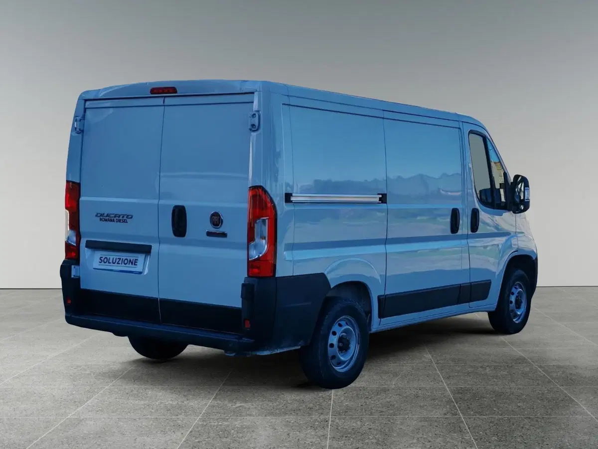 Fiat Ducato Furgone usata a Novara (2)