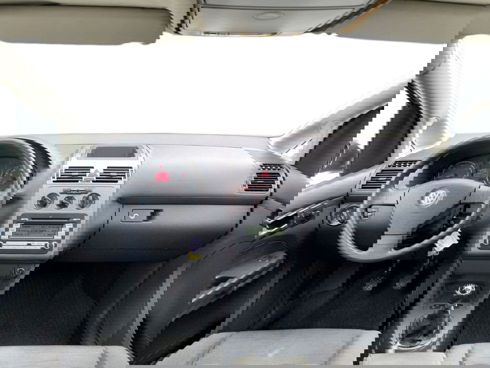 Volkswagen Touran usata a Udine (11)