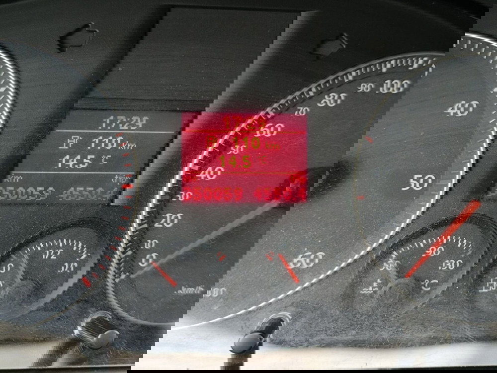 Volkswagen Touran usata a Udine (13)