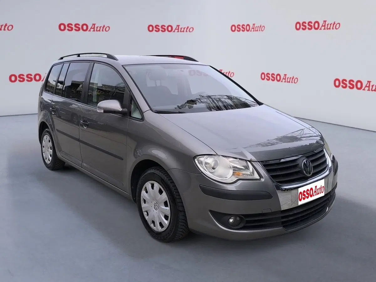Volkswagen Touran usata a Udine (2)