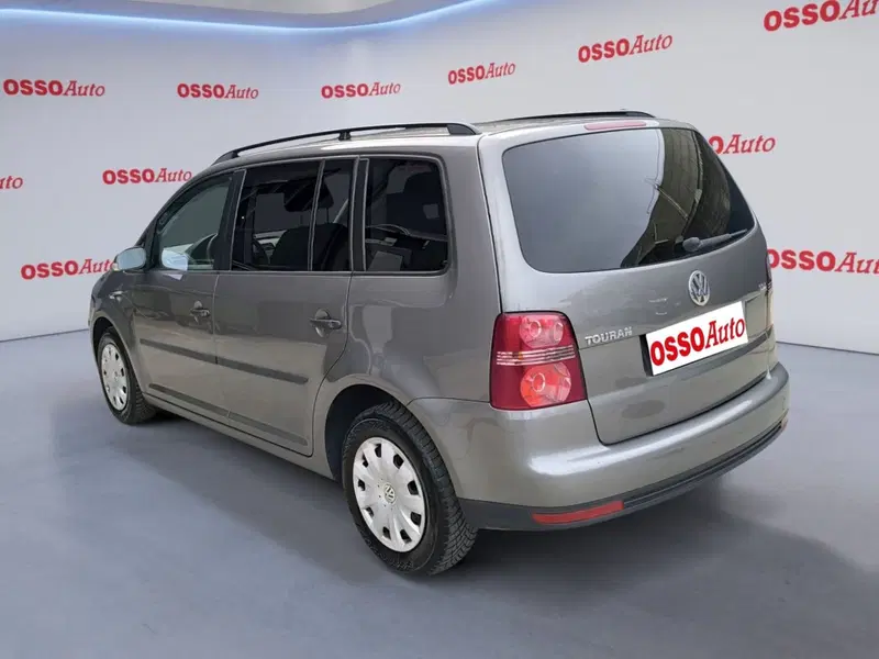Volkswagen Touran usata a Udine (4)
