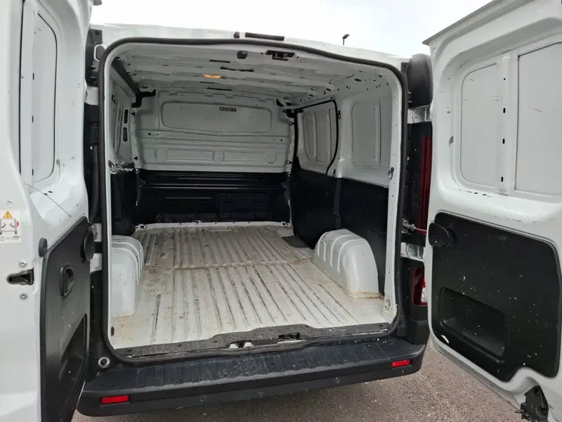 Renault Trafic Furgone usata a Latina (10)