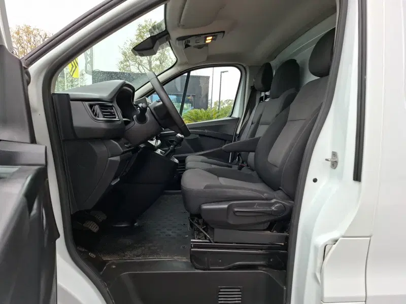 Renault Trafic Furgone usata a Latina (17)