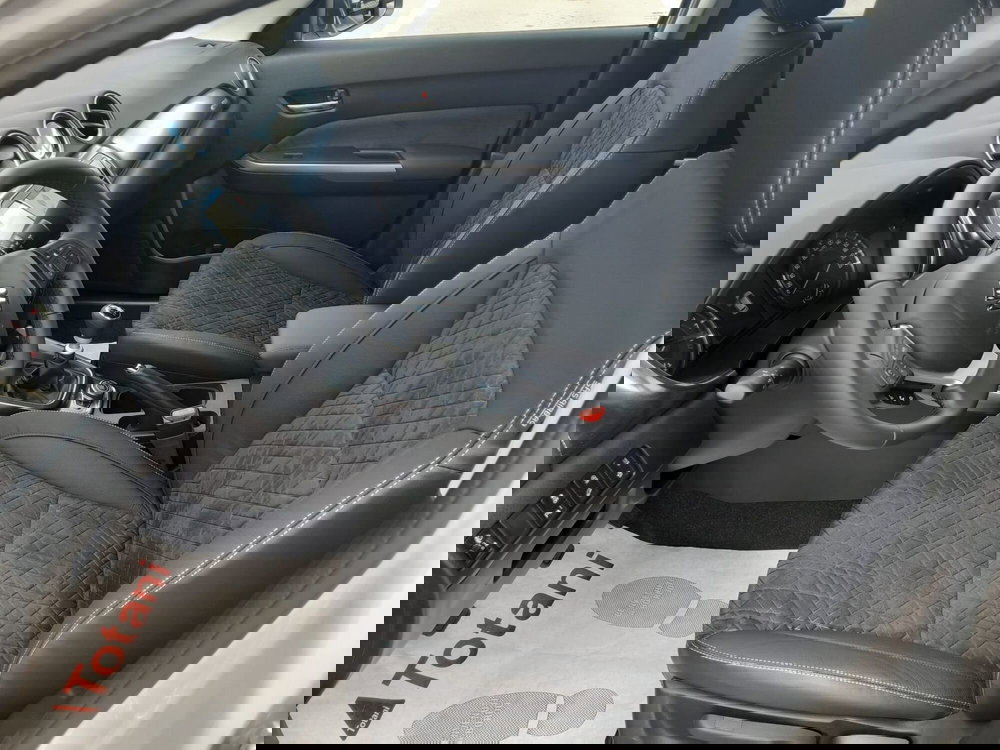 Suzuki Vitara nuova a L'Aquila (5)