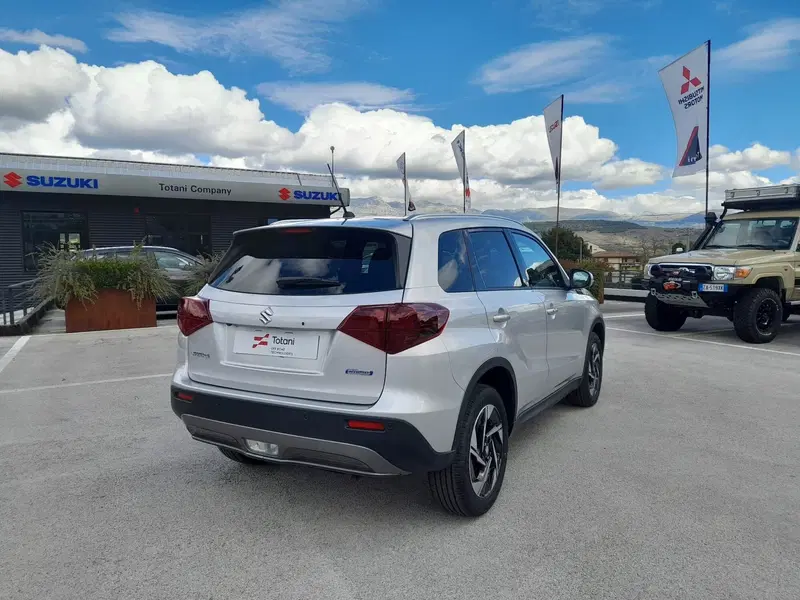 Suzuki Vitara nuova a L'Aquila (16)