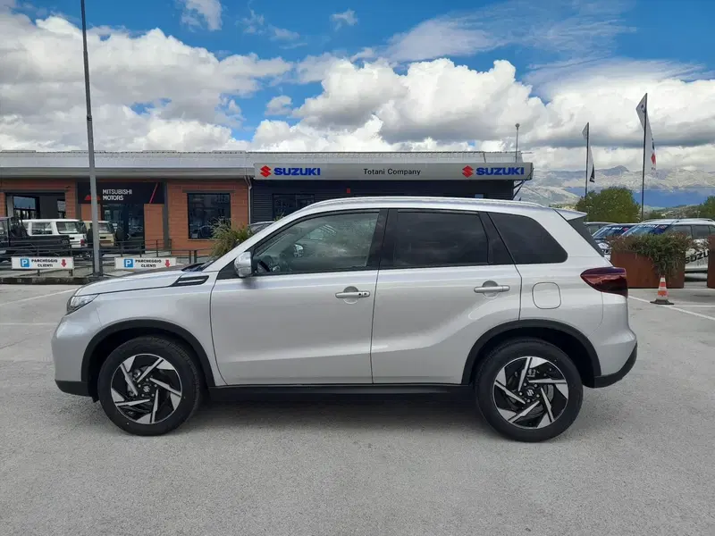 Suzuki Vitara nuova a L'Aquila (4)