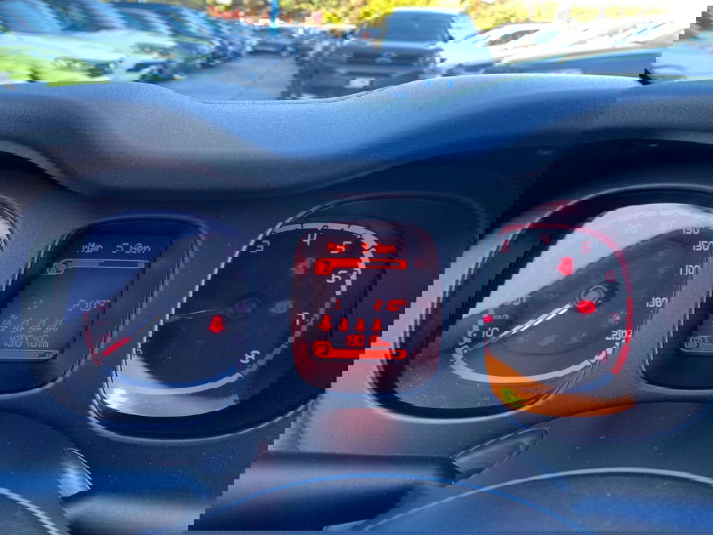 Fiat Panda Cross usata a Milano (15)