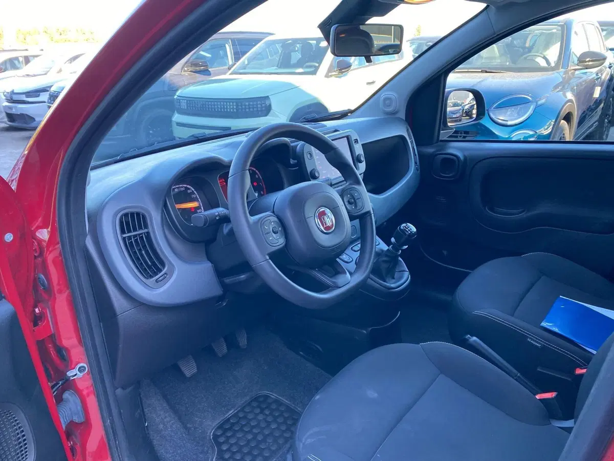 Fiat Panda Cross usata a Milano (9)