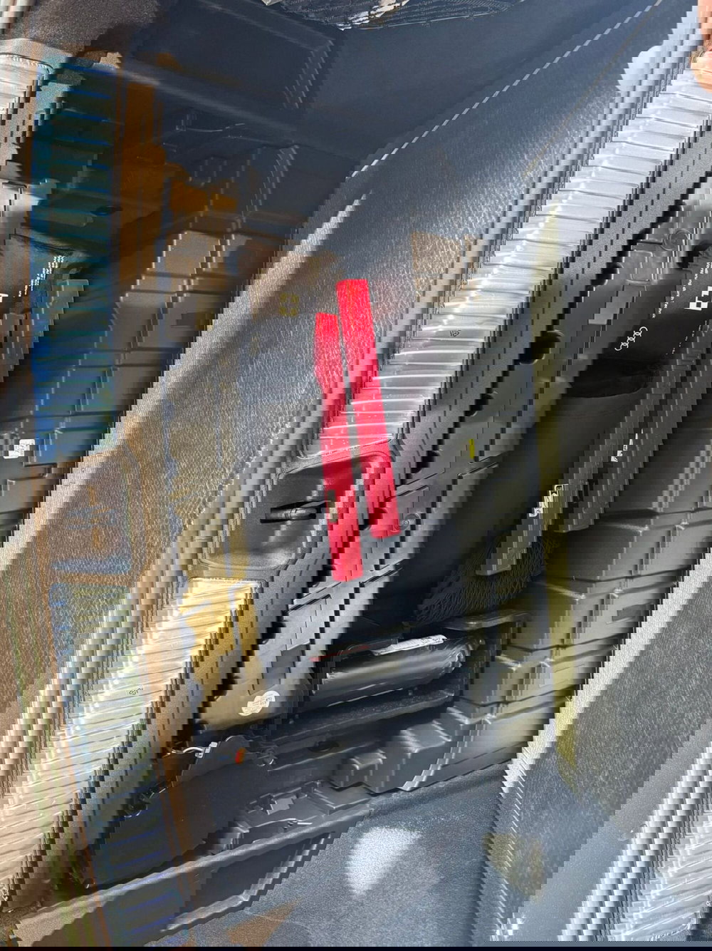 Audi Q4 Sportback nuova a Firenze (14)