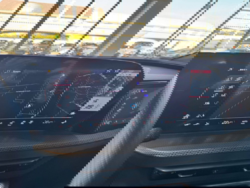 Audi Q4 Sportback nuova a Firenze (18)