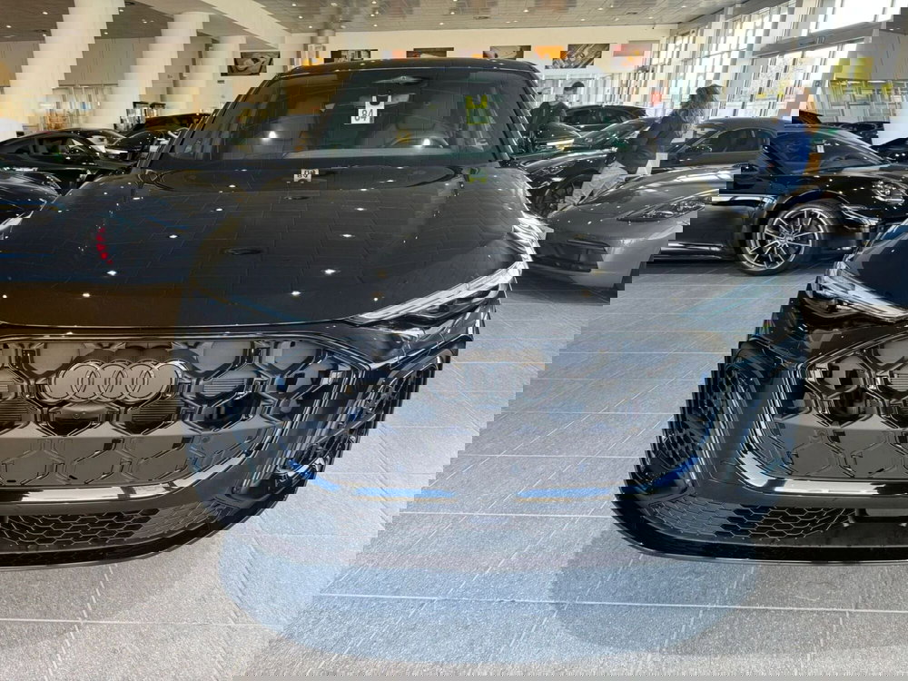 Audi Q4 Sportback nuova a Firenze (2)