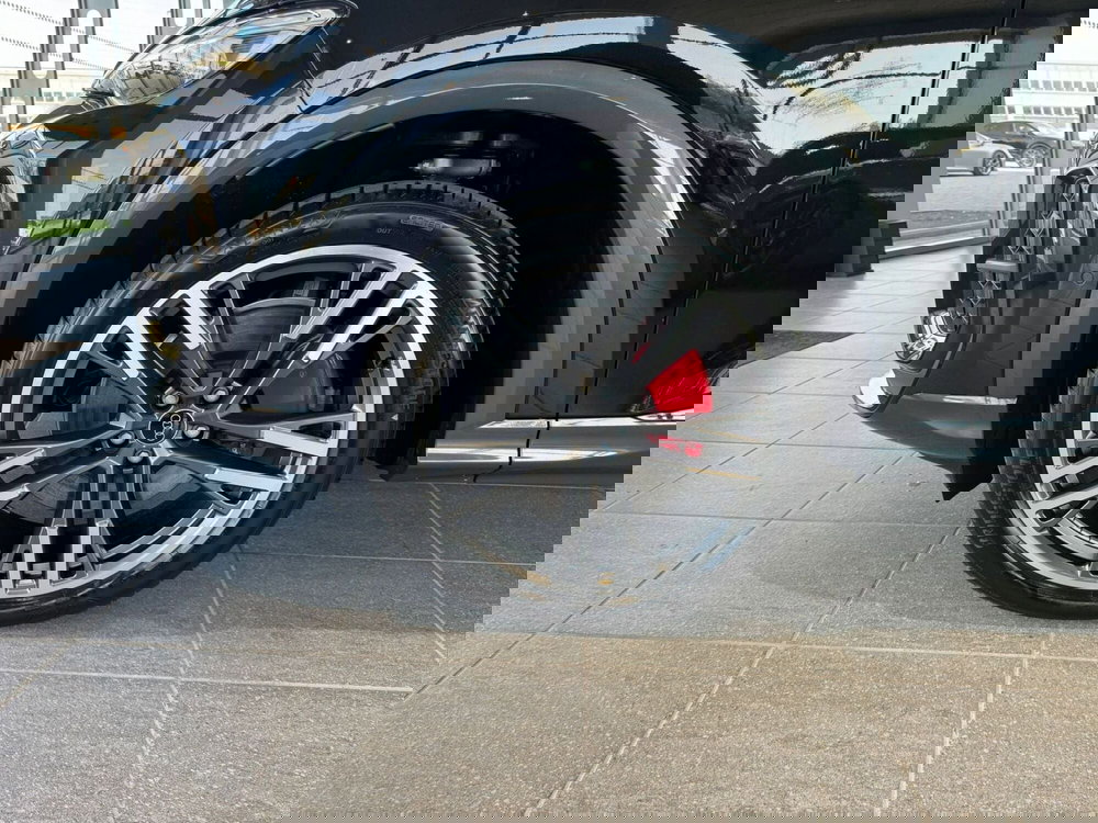 Audi Q4 Sportback nuova a Firenze (8)