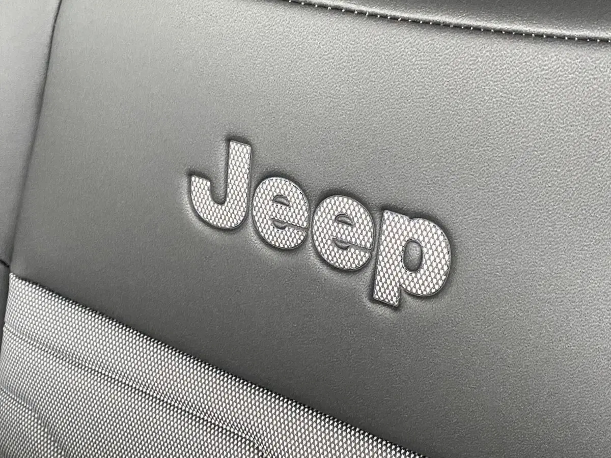 Jeep Avenger nuova a Firenze (20)