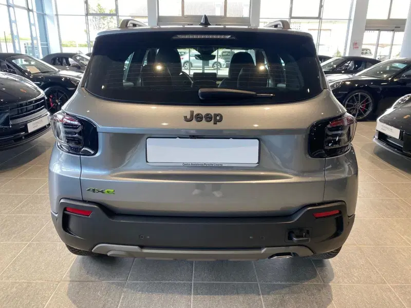 Jeep Avenger nuova a Firenze (7)