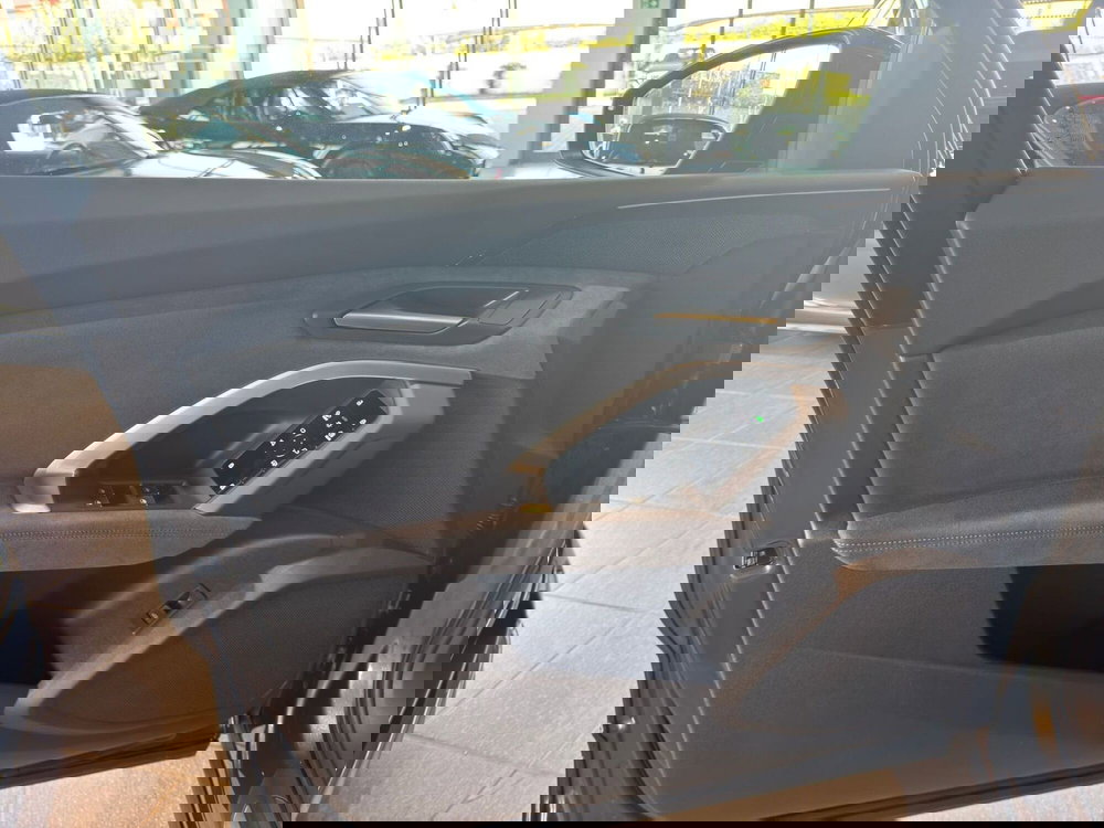 Audi Q4 Sportback nuova a Firenze (17)