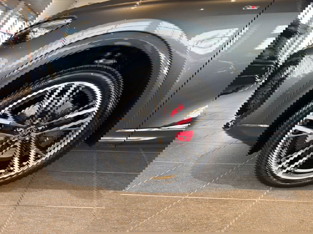 Audi Q4 Sportback nuova a Firenze (8)