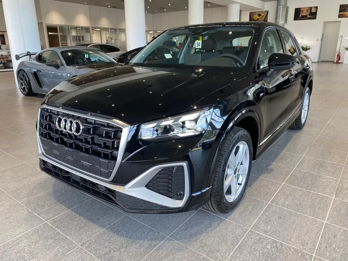 Audi Q2 nuova a Firenze