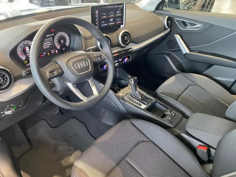 Audi Q2 nuova a Firenze (12)