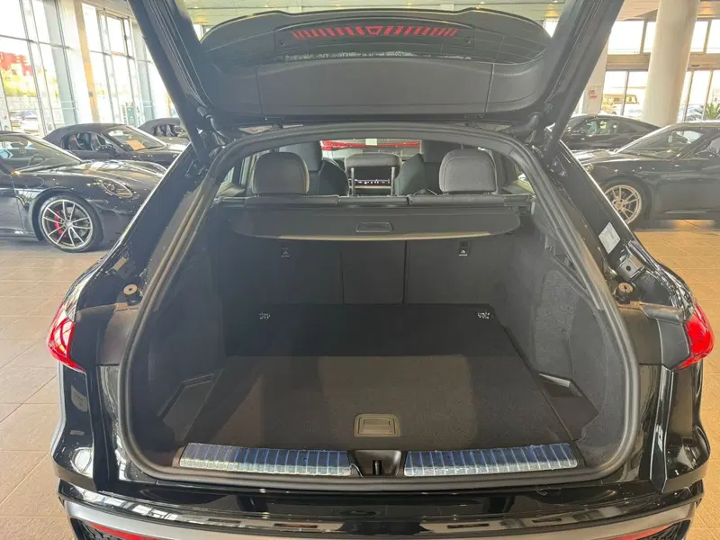 Audi Q4 Sportback nuova a Firenze (10)
