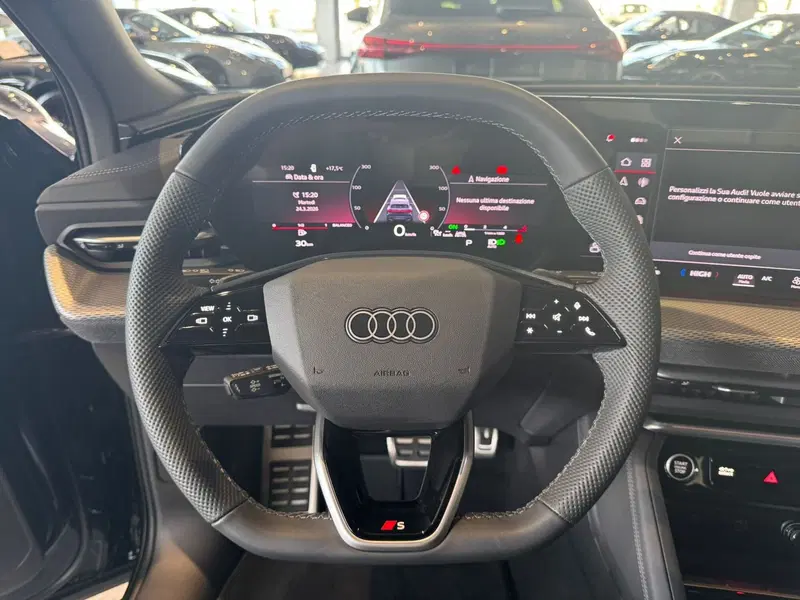 Audi Q4 Sportback nuova a Firenze (12)