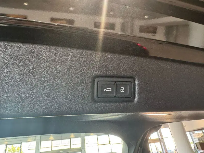 Audi Q4 Sportback nuova a Firenze (13)