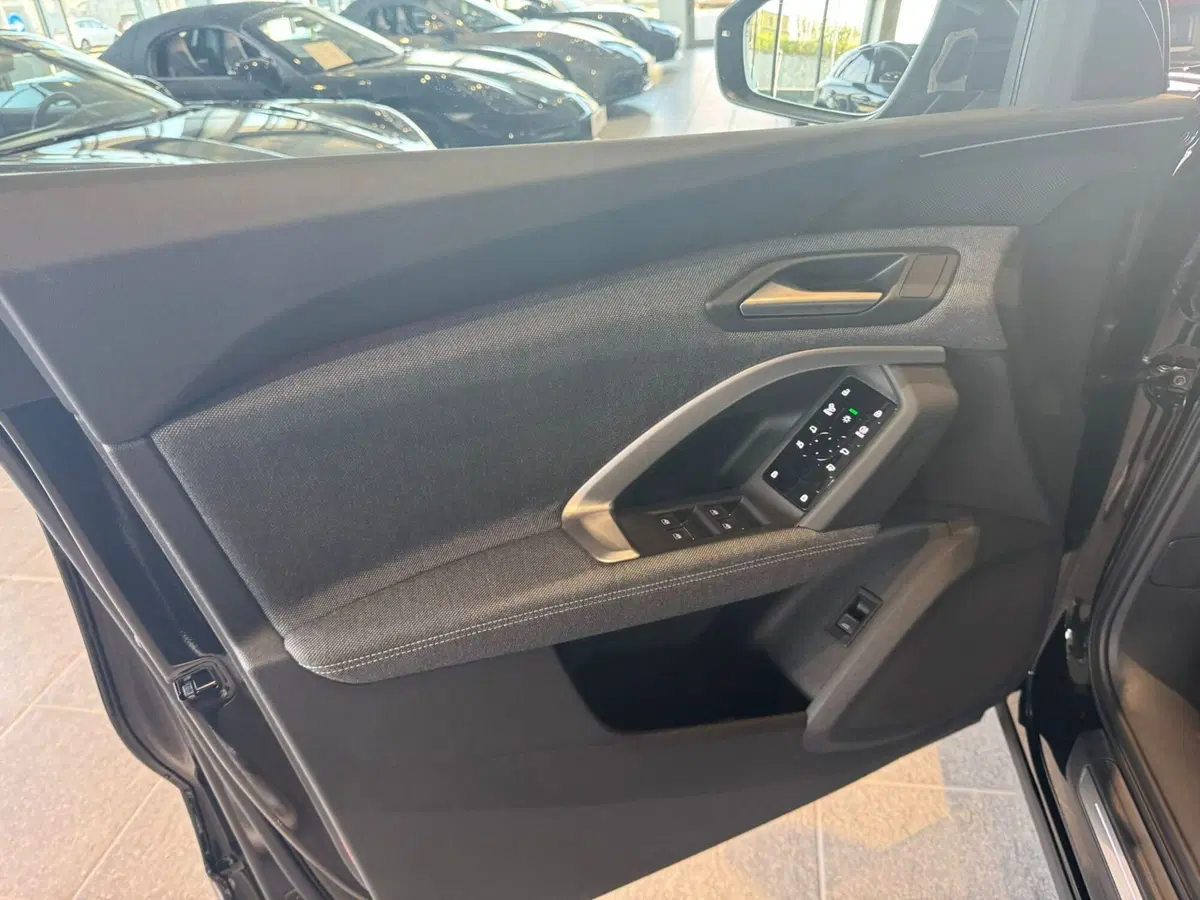 Audi Q4 Sportback nuova a Firenze (19)