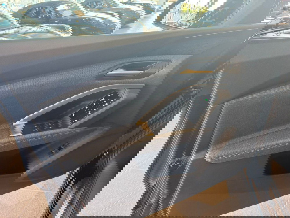 Audi Q4 Sportback nuova a Firenze (19)