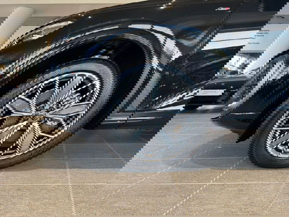 Audi Q4 Sportback nuova a Firenze (9)