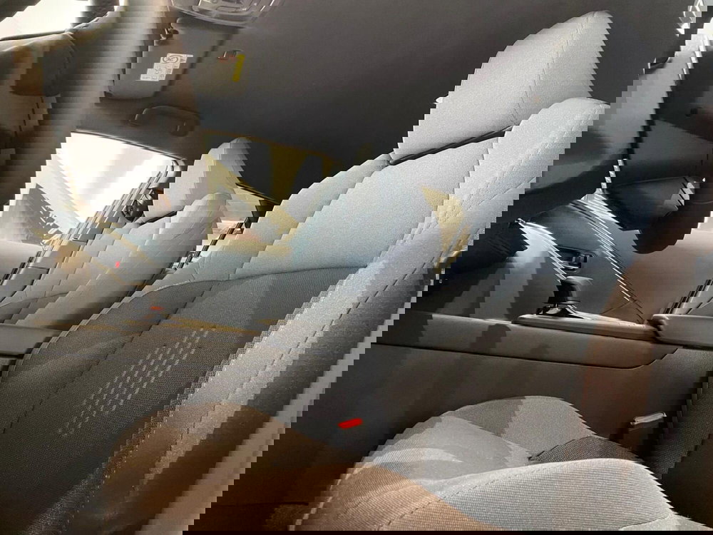 Toyota Toyota C-HR nuova a Firenze (15)