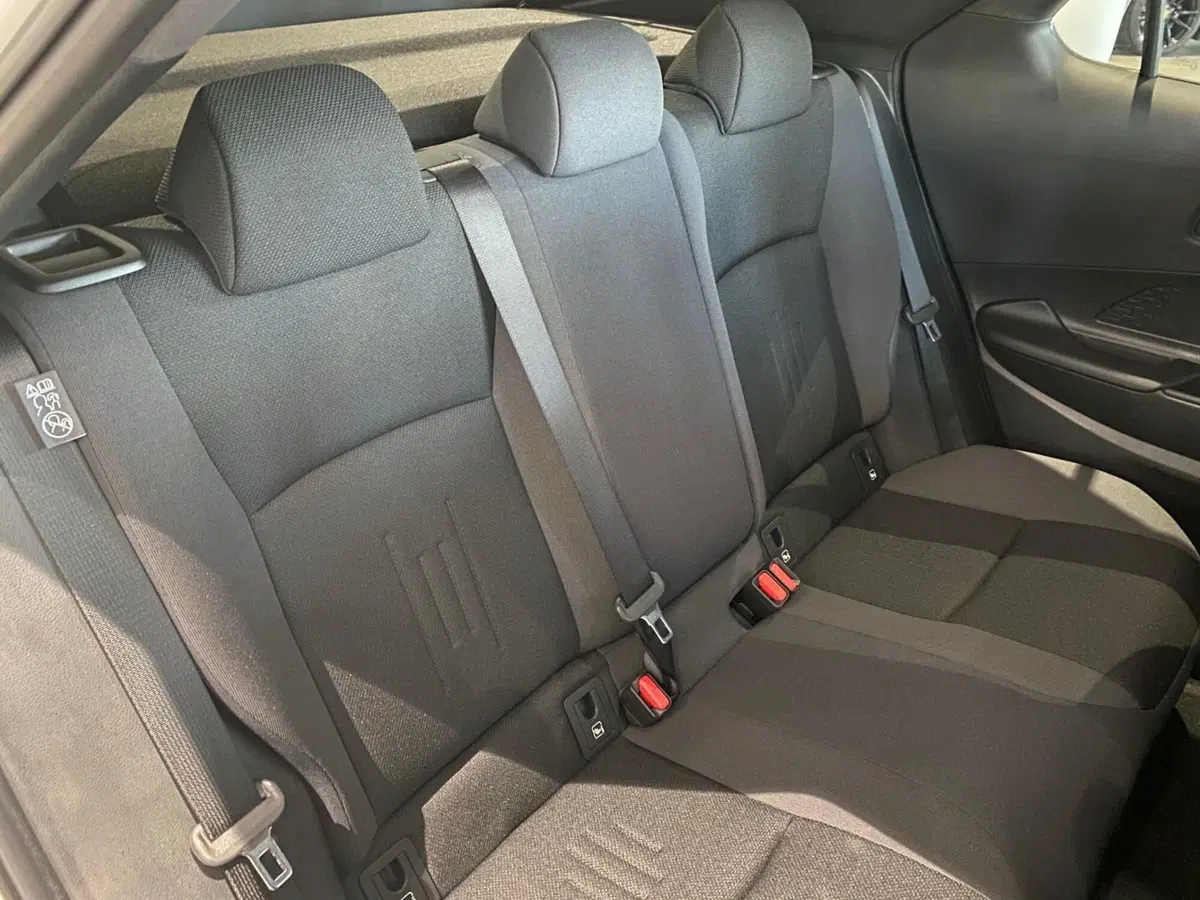 Toyota Toyota C-HR nuova a Firenze (16)