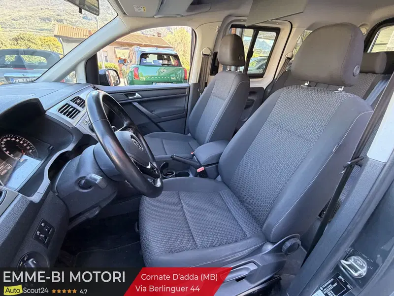 Volkswagen Caddy usata a Lecco (13)