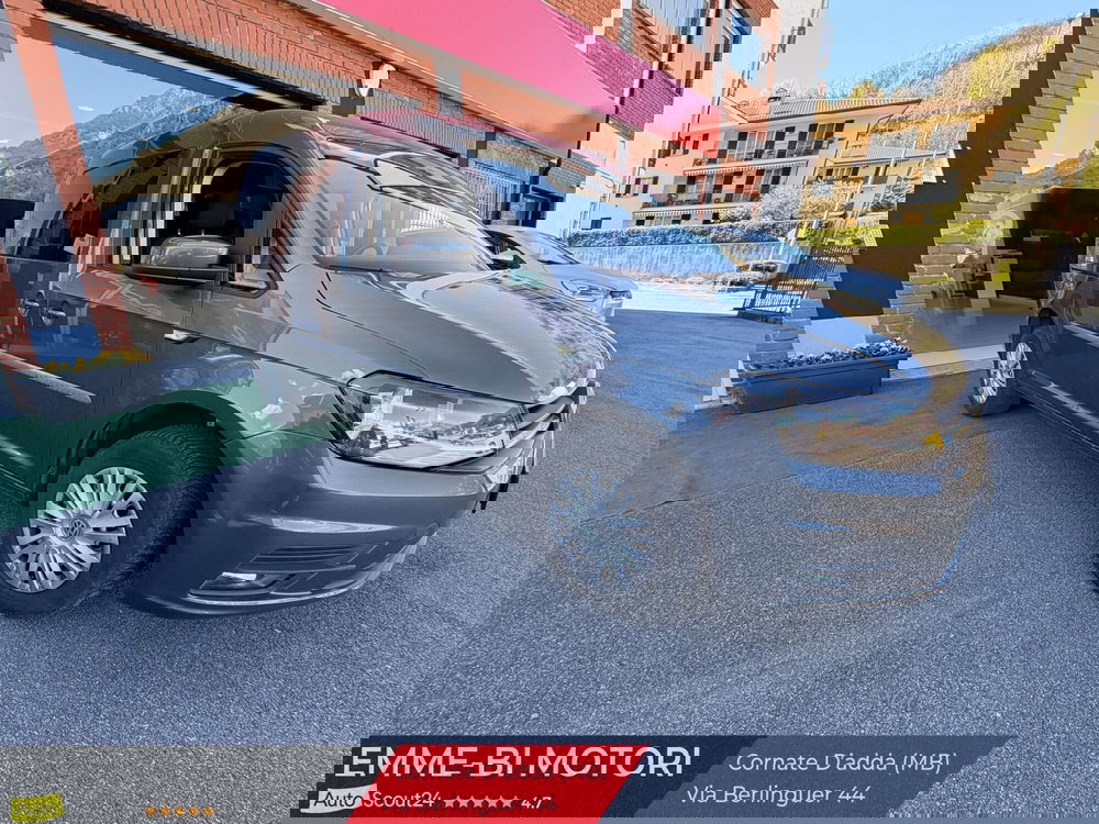 Volkswagen Caddy usata a Lecco (3)