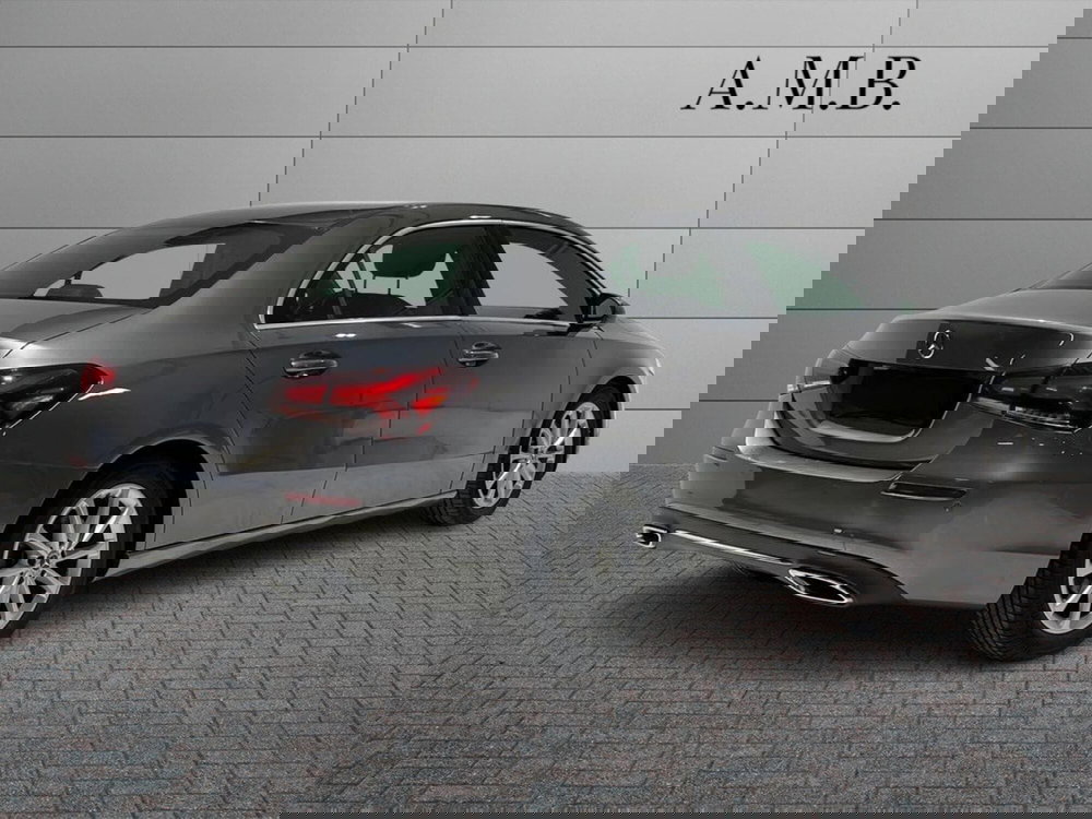 Mercedes-Benz Classe A Sedan usata a Napoli (2)