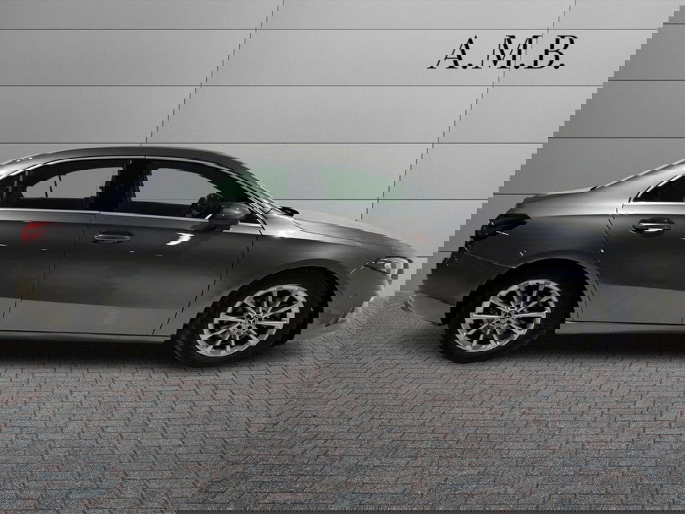 Mercedes-Benz Classe A Sedan usata a Napoli (5)