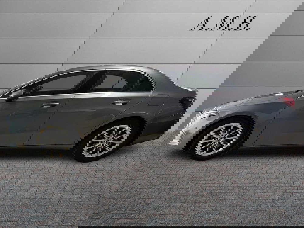 Mercedes-Benz Classe A Sedan usata a Napoli (6)