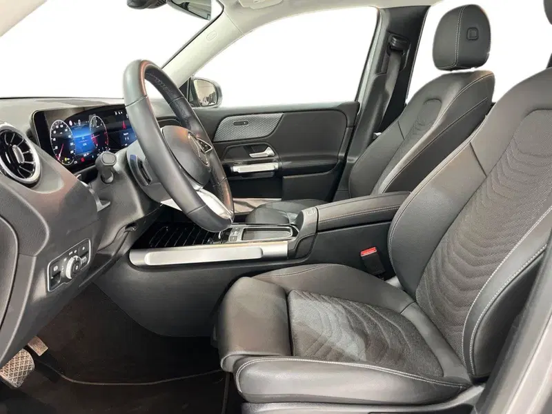 Mercedes-Benz GLB usata a Napoli (10)