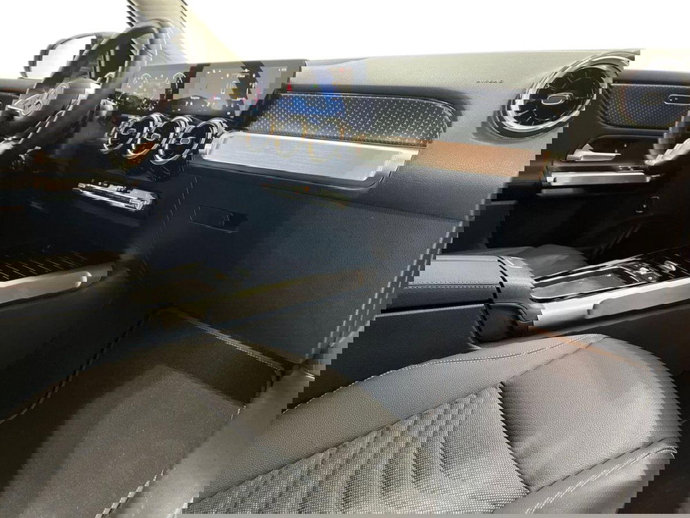 Mercedes-Benz GLB usata a Napoli (15)