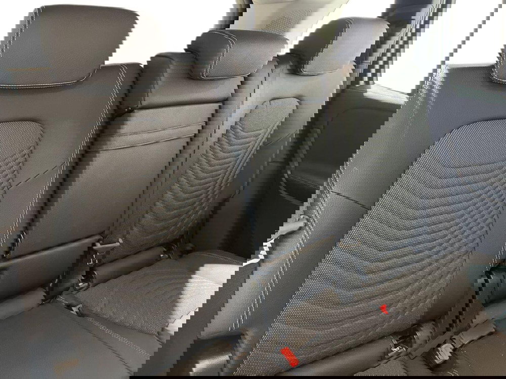 Mercedes-Benz GLB usata a Napoli (16)