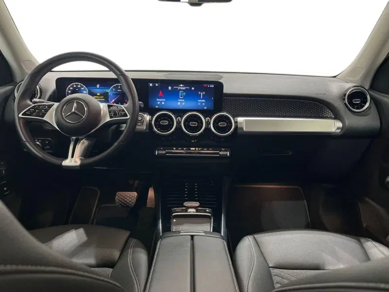 Mercedes-Benz GLB usata a Napoli (9)