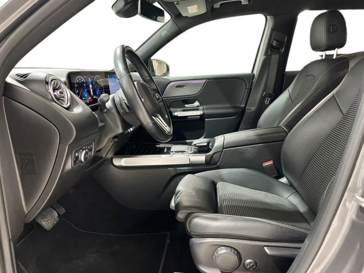 Mercedes-Benz GLB usata a Napoli (12)