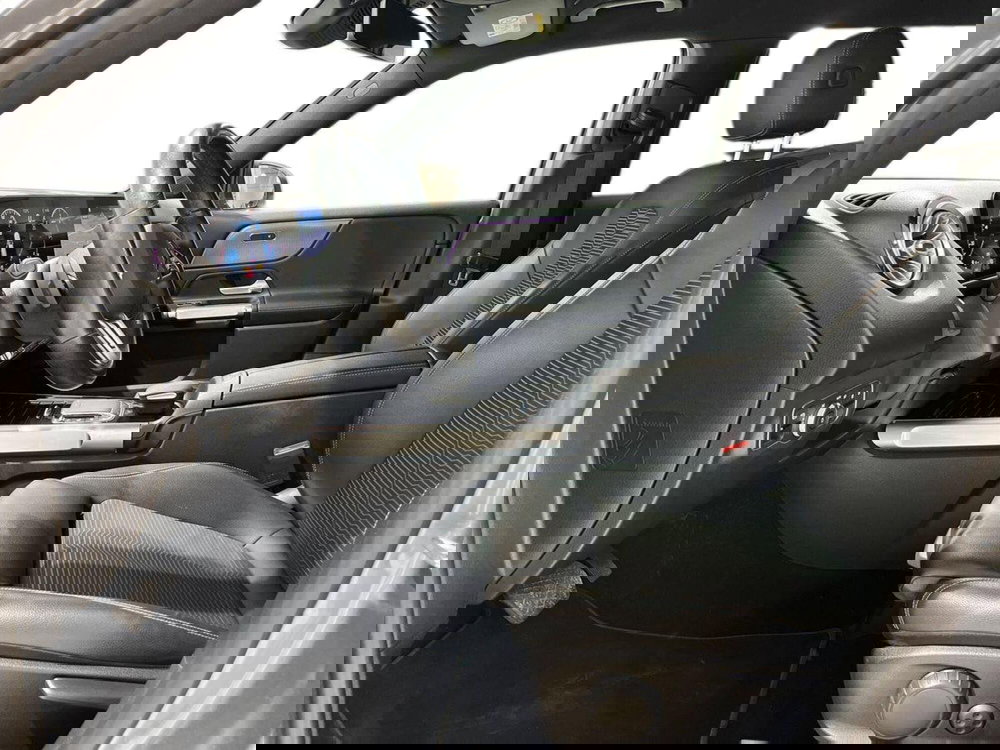 Mercedes-Benz GLB usata a Napoli (12)