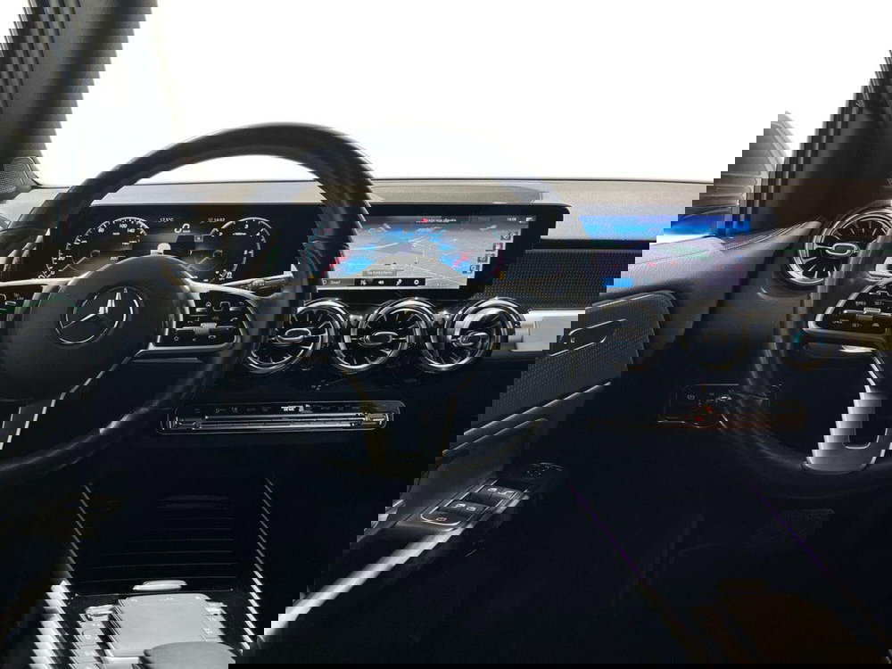 Mercedes-Benz GLB usata a Napoli (13)