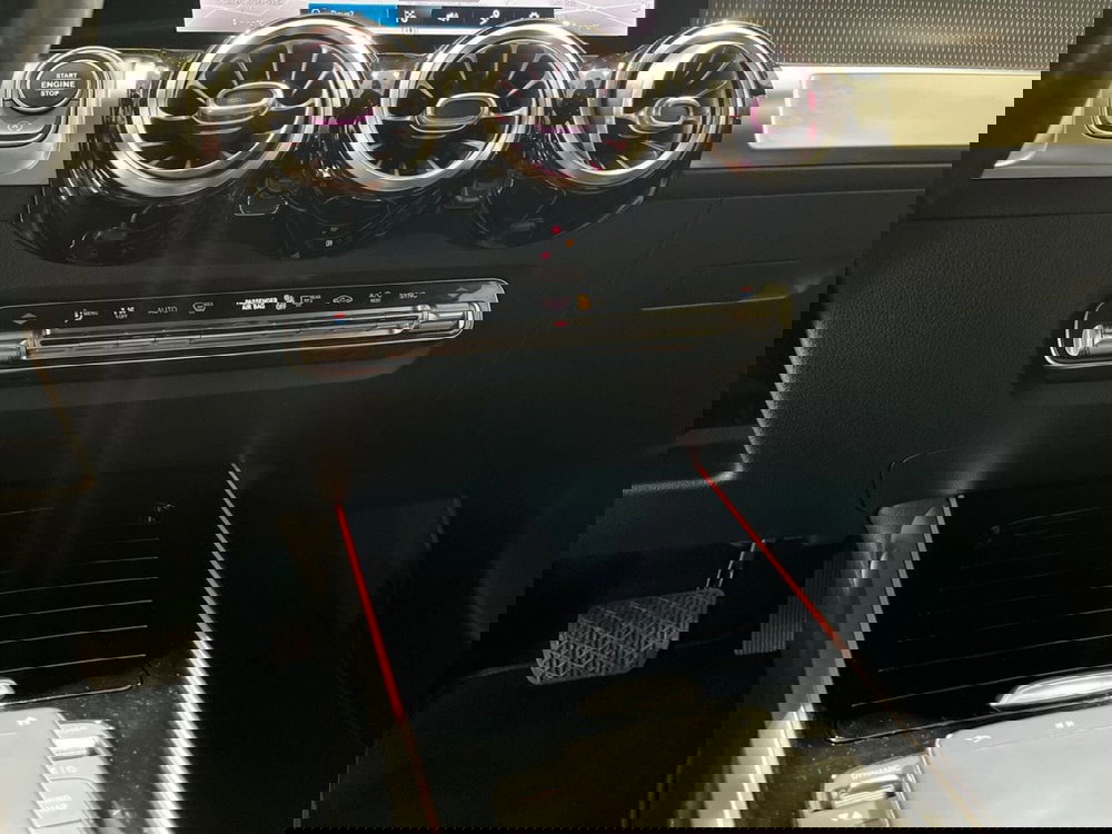 Mercedes-Benz GLB usata a Napoli (15)