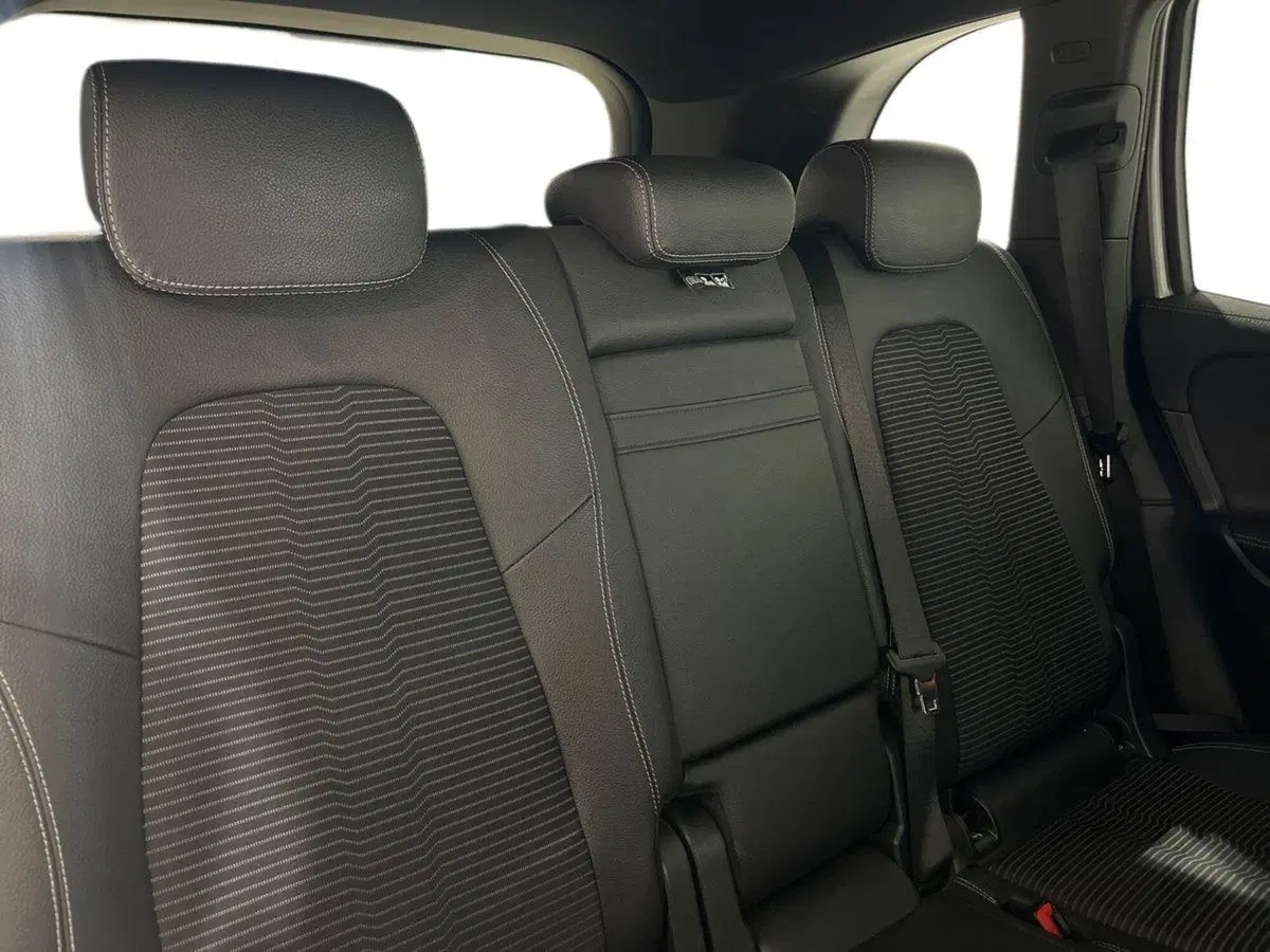 Mercedes-Benz GLB usata a Napoli (17)