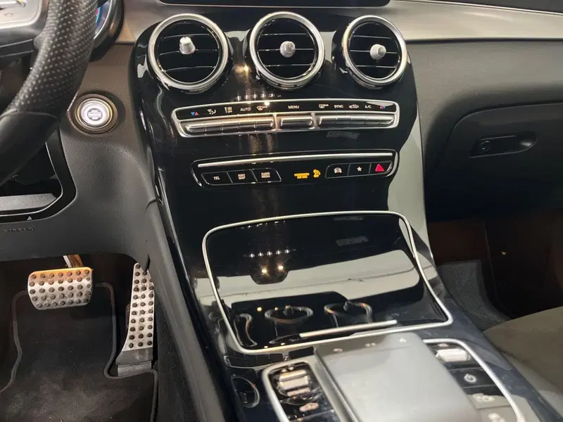 Mercedes-Benz GLC Coupé usata a Napoli (15)