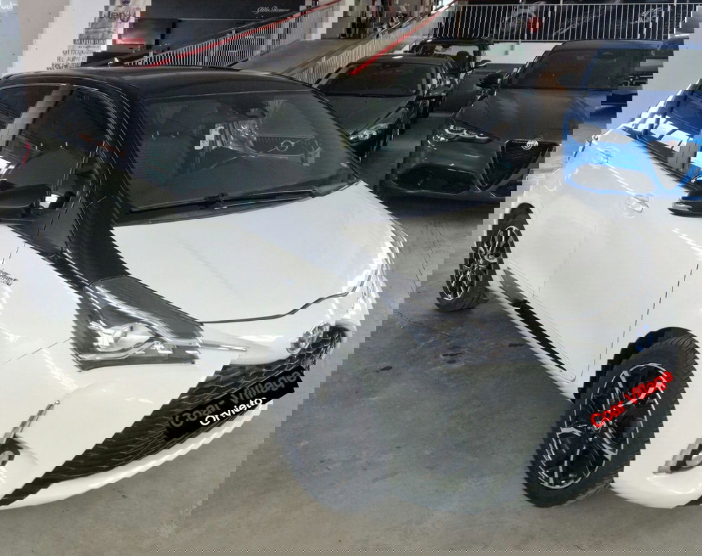 Toyota Yaris usata a Terni