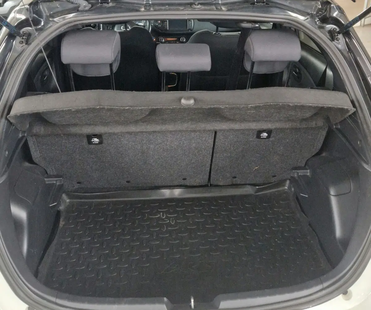 Toyota Yaris usata a Terni (10)