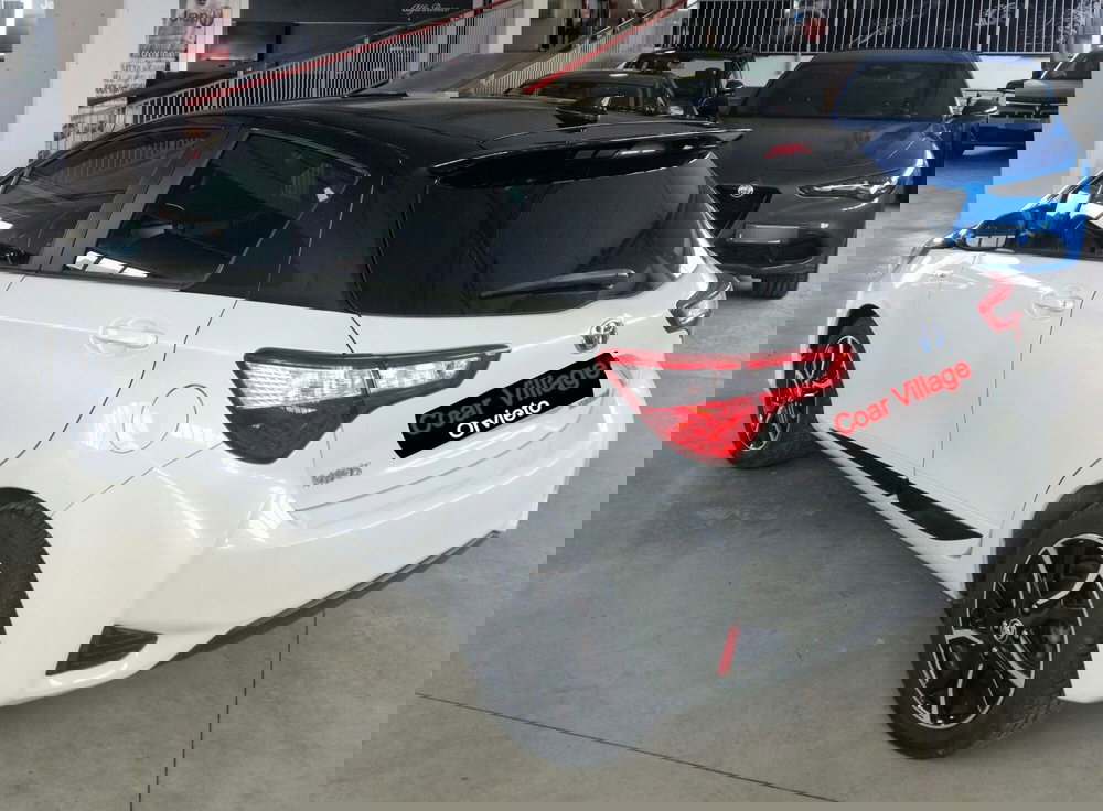 Toyota Yaris usata a Terni (4)